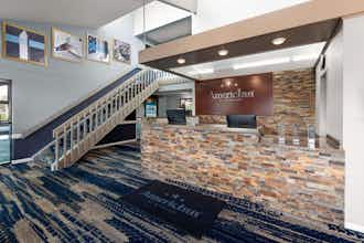 Hotel AmericInn Chippewa photo 4