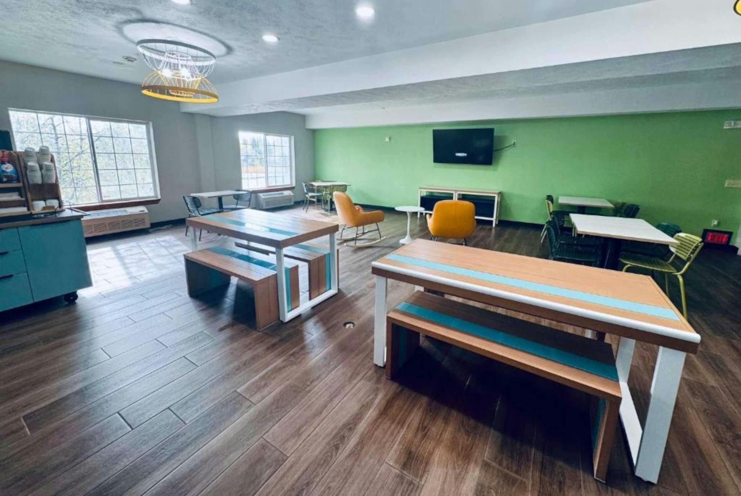 Hotel Wyndham Garden Anchorage Airport photo 3