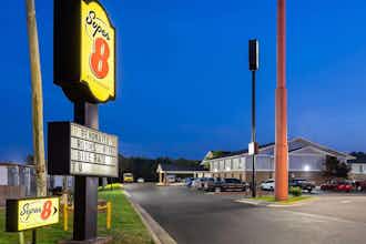 Hotel Super 8 Harrison AR photo 2