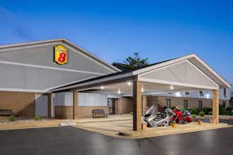 Hotel Super 8 Harrison AR photo 3