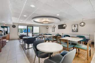 Hotel Best Western Plus Wilmington/Wrightsville Beach photo 2