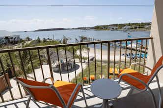 Hotel The Bay Resort Waterfront Hotel photo 2