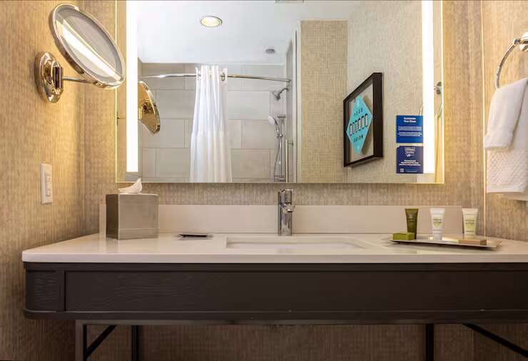 Hotel Hilton Austin Airport photo 4