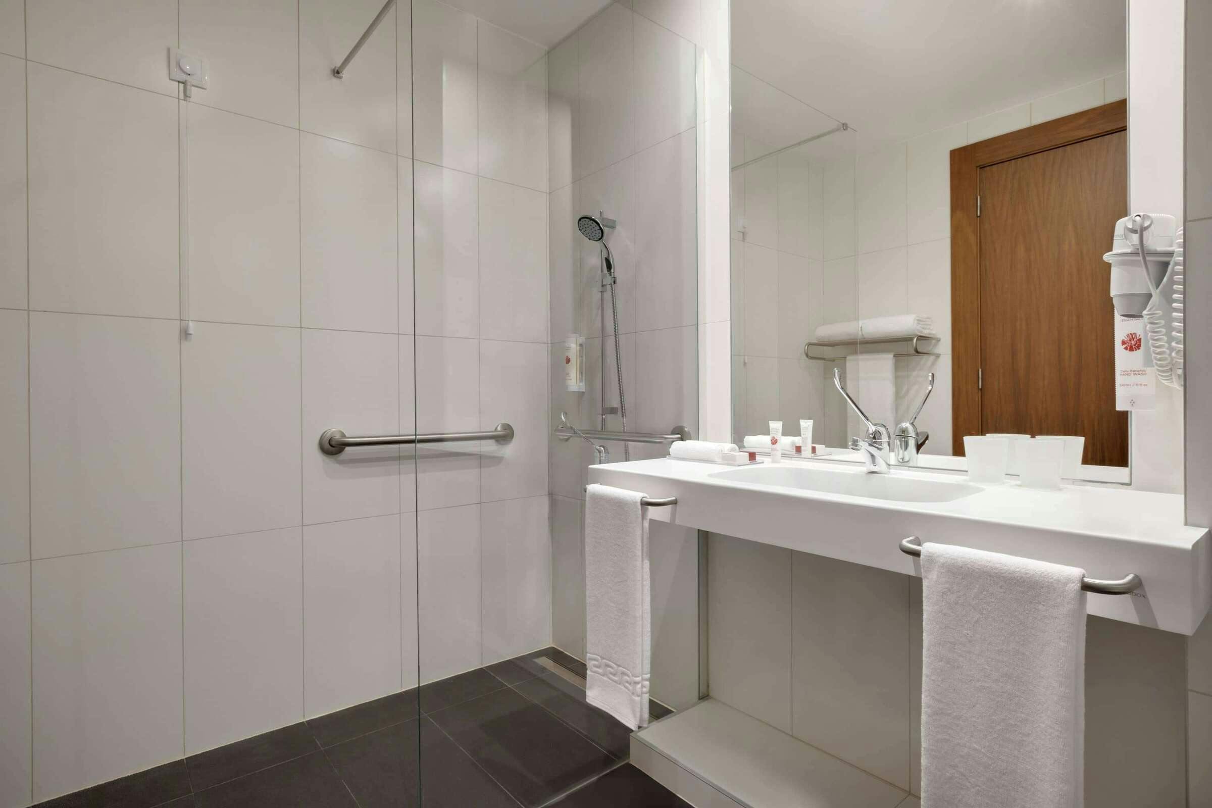 Hotel Ramada Lisbon photo 3