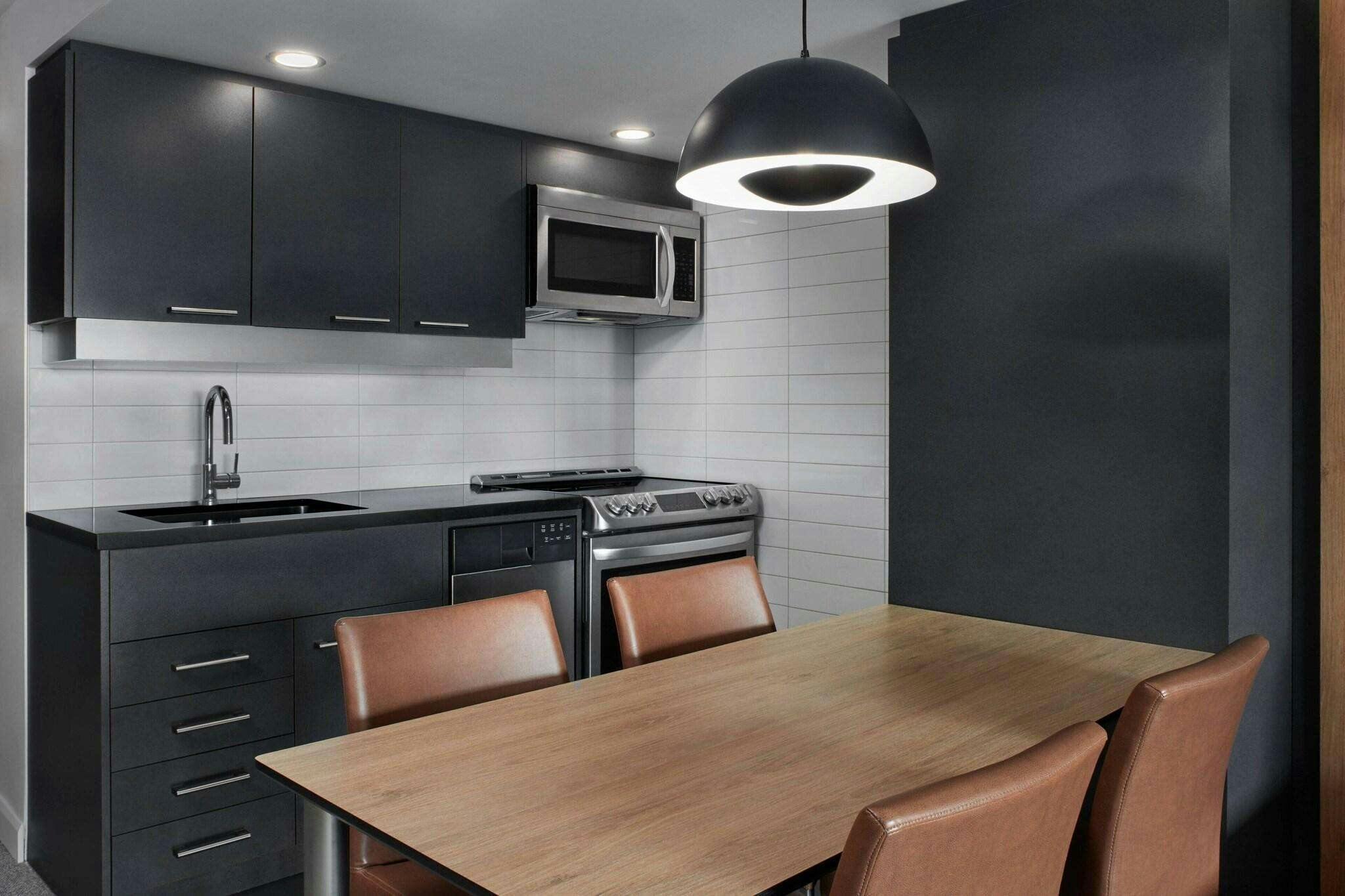 Hotel Delta Hotels Mont Sainte Anne Resort and Convention Center photo 4