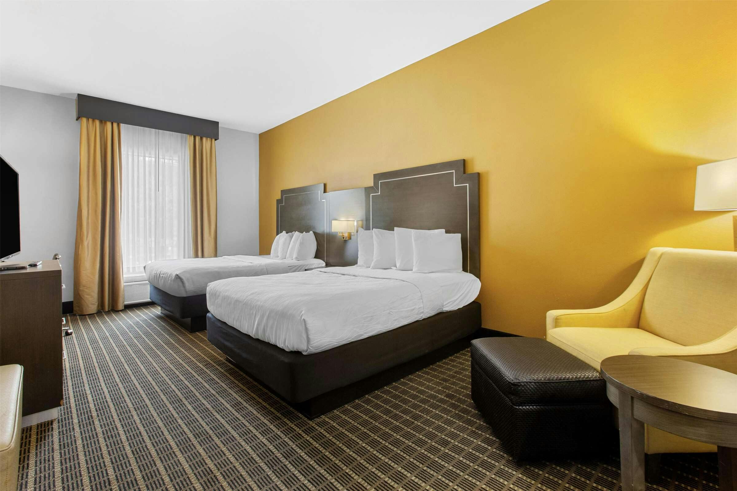 Hotel Best Western Plus Regency Park photo 1