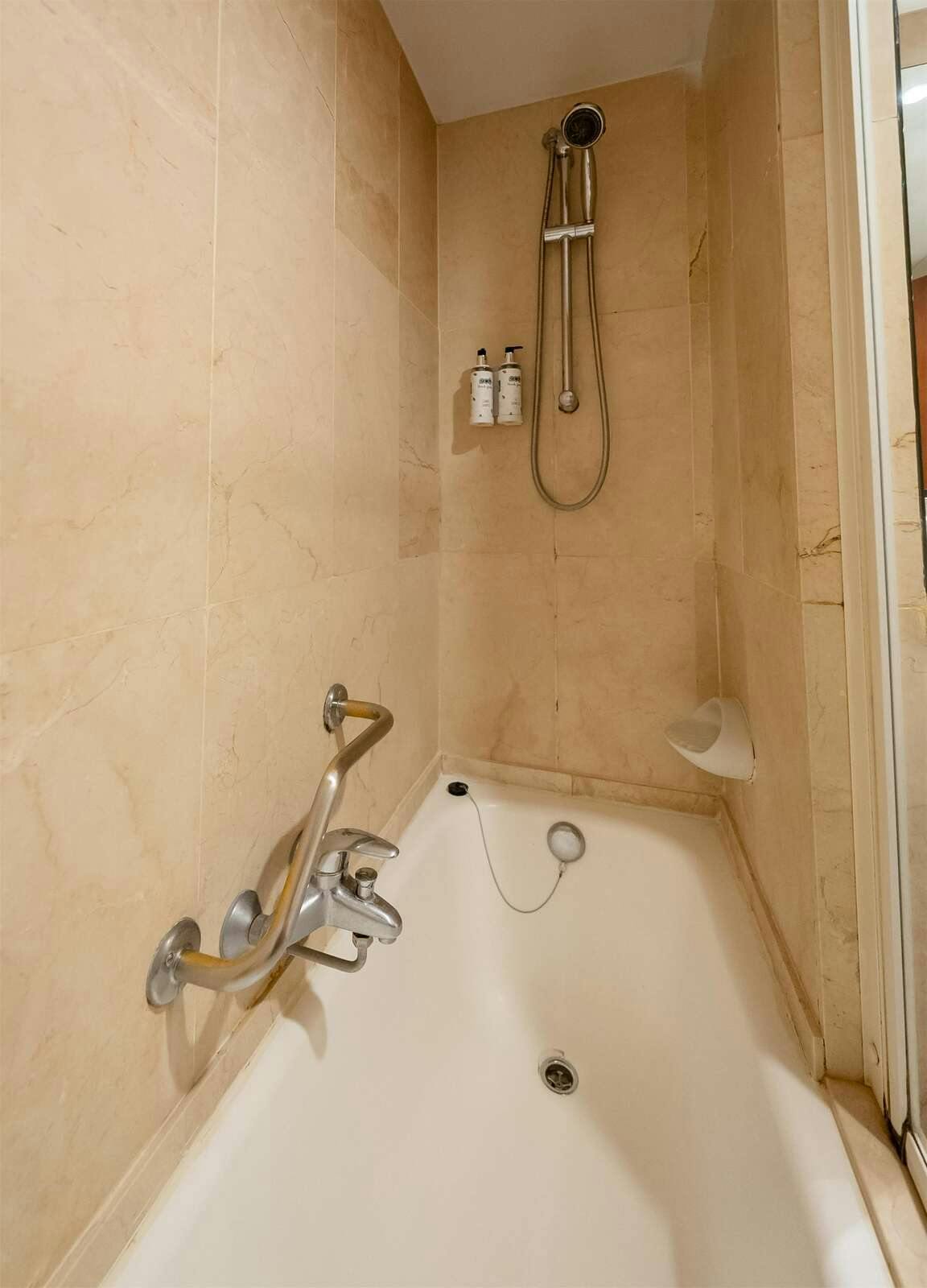 Hotel Best Western Premier Cmc Girona photo 3