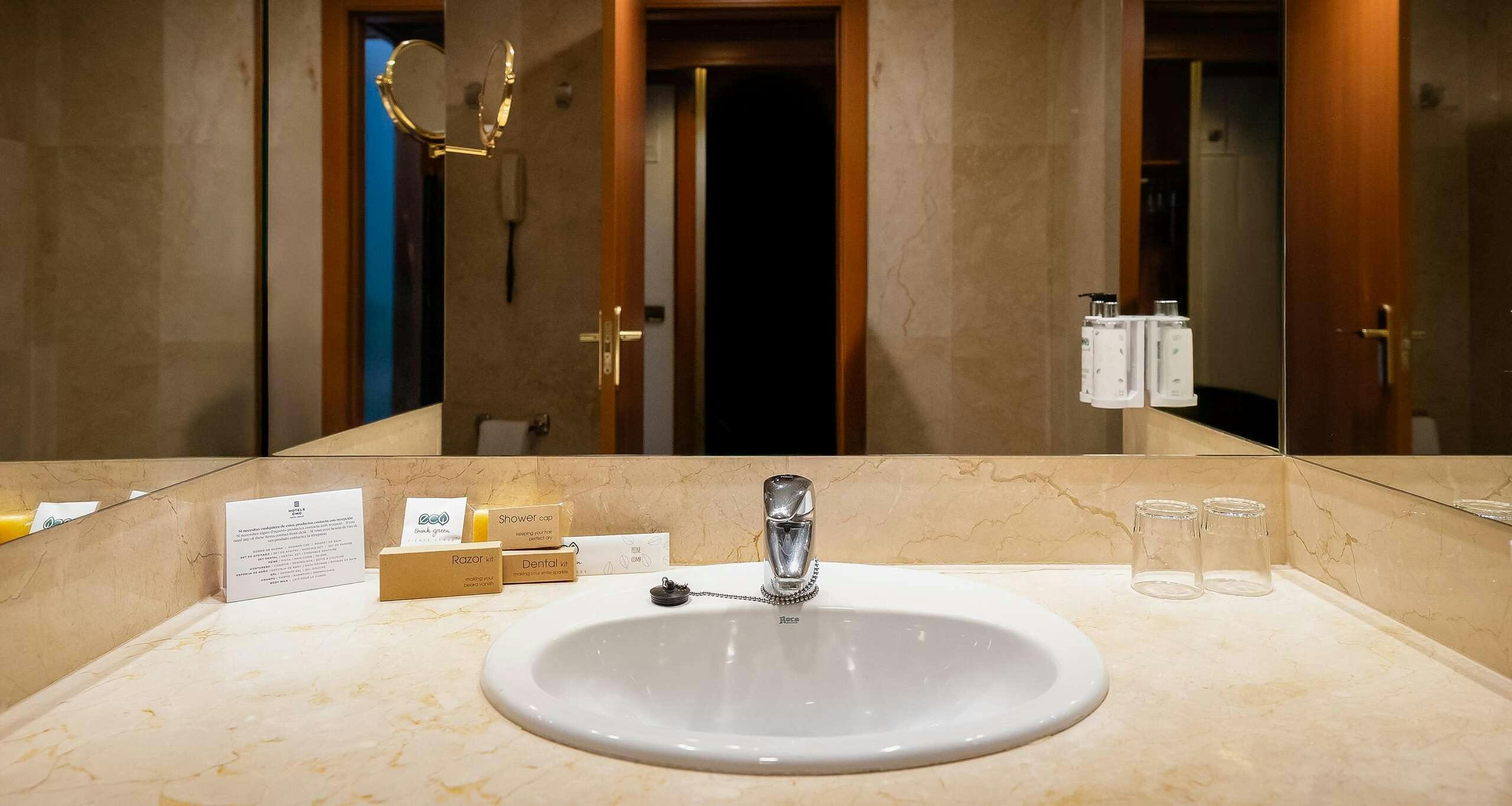 Hotel Best Western Premier Cmc Girona photo 5