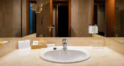 Hotel Best Western Premier Cmc Girona photo 5