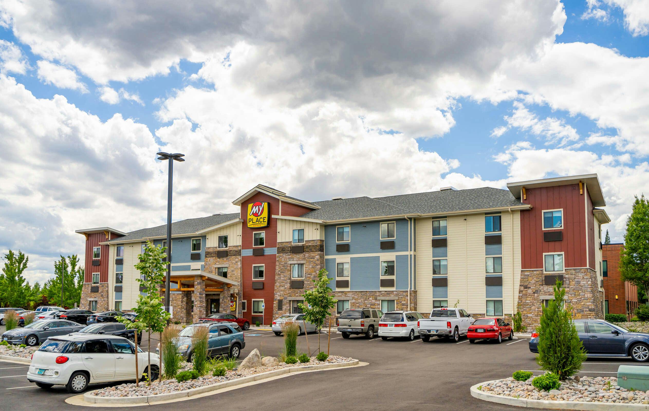 My Place Hotel- Redding, CA