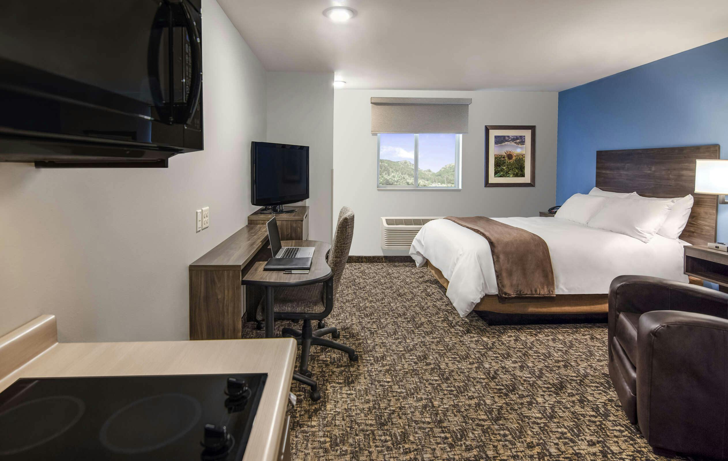 Hotel My Place Hotel- Redding, CA photo 2