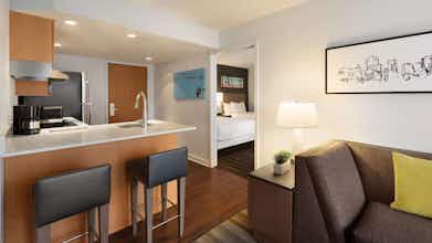Hotel HYATT house Miami Airport photo 4