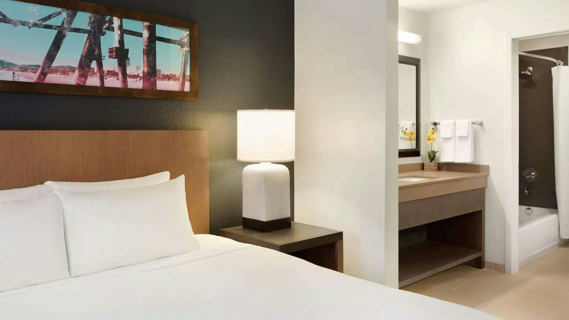 Hotel HYATT house Miami Airport photo 5