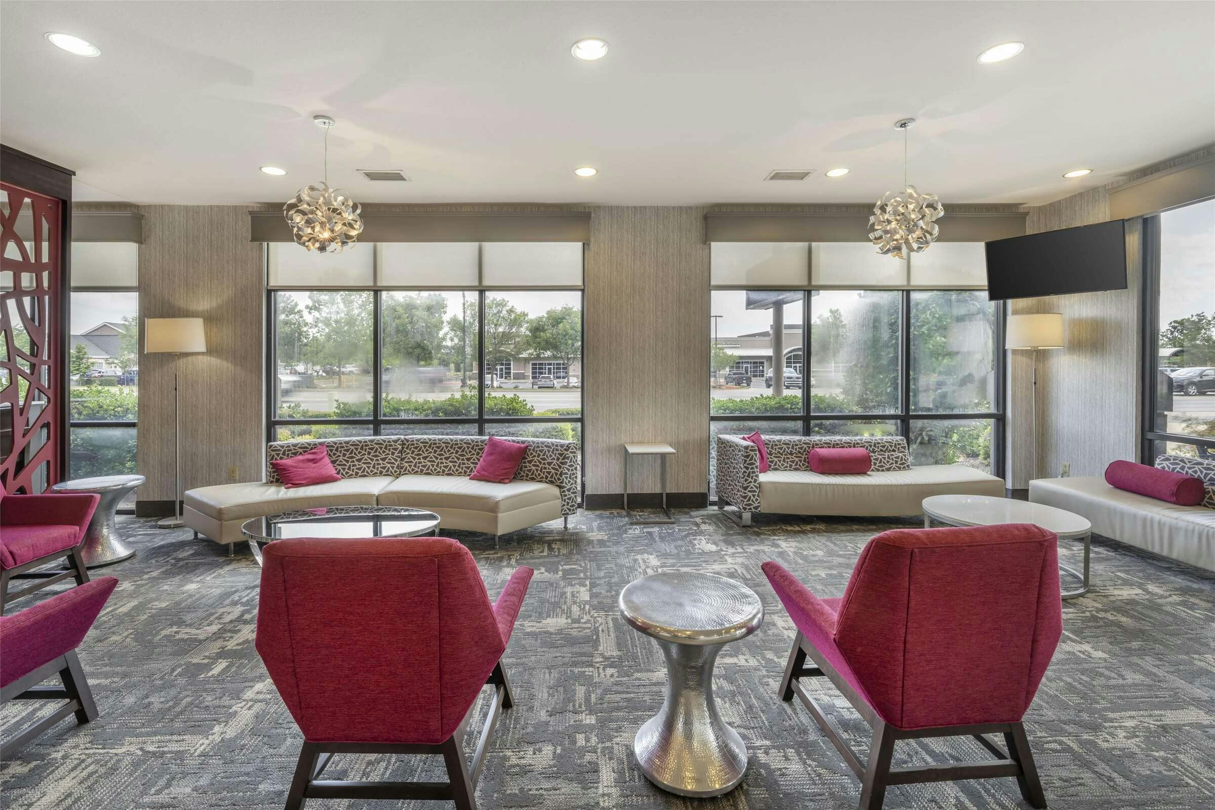 Hotel Best Western Plus Castlerock Inn & Suites photo 2