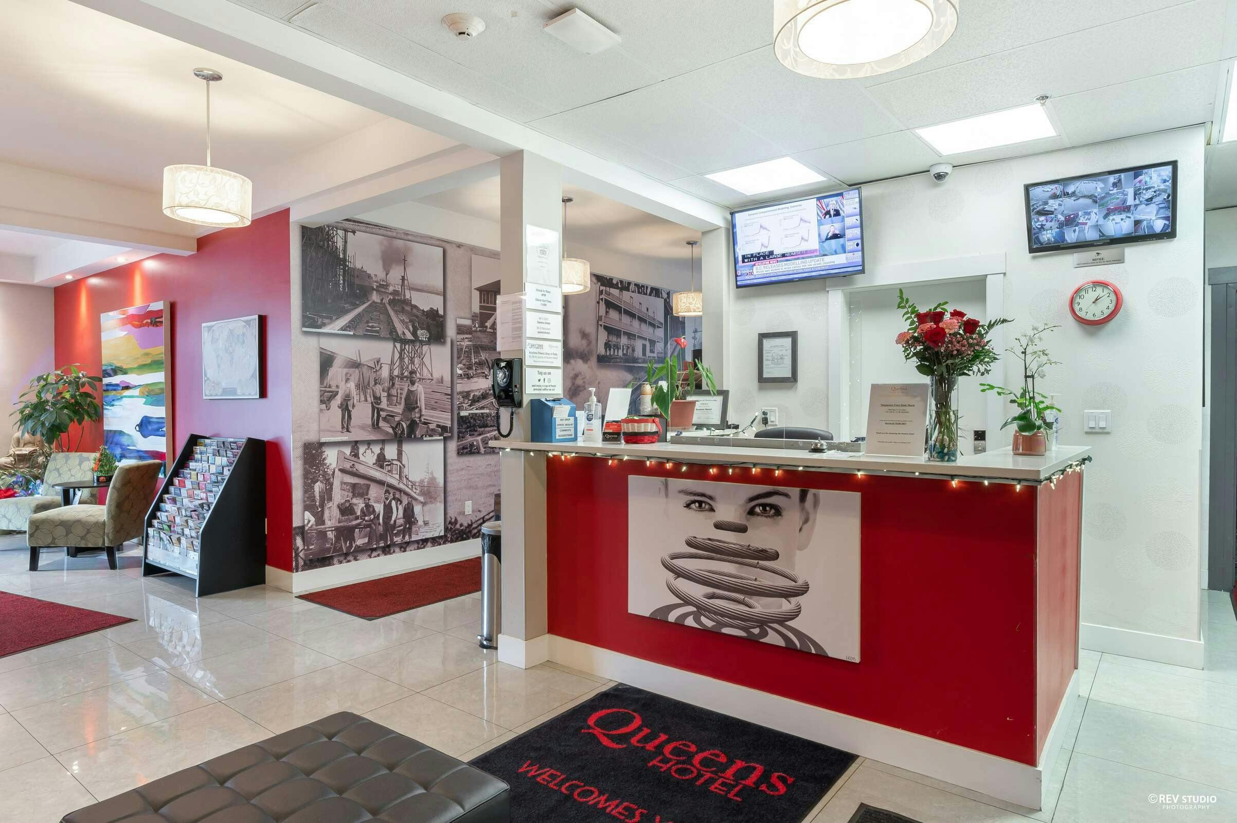 Hotel Queens Hotel photo 2