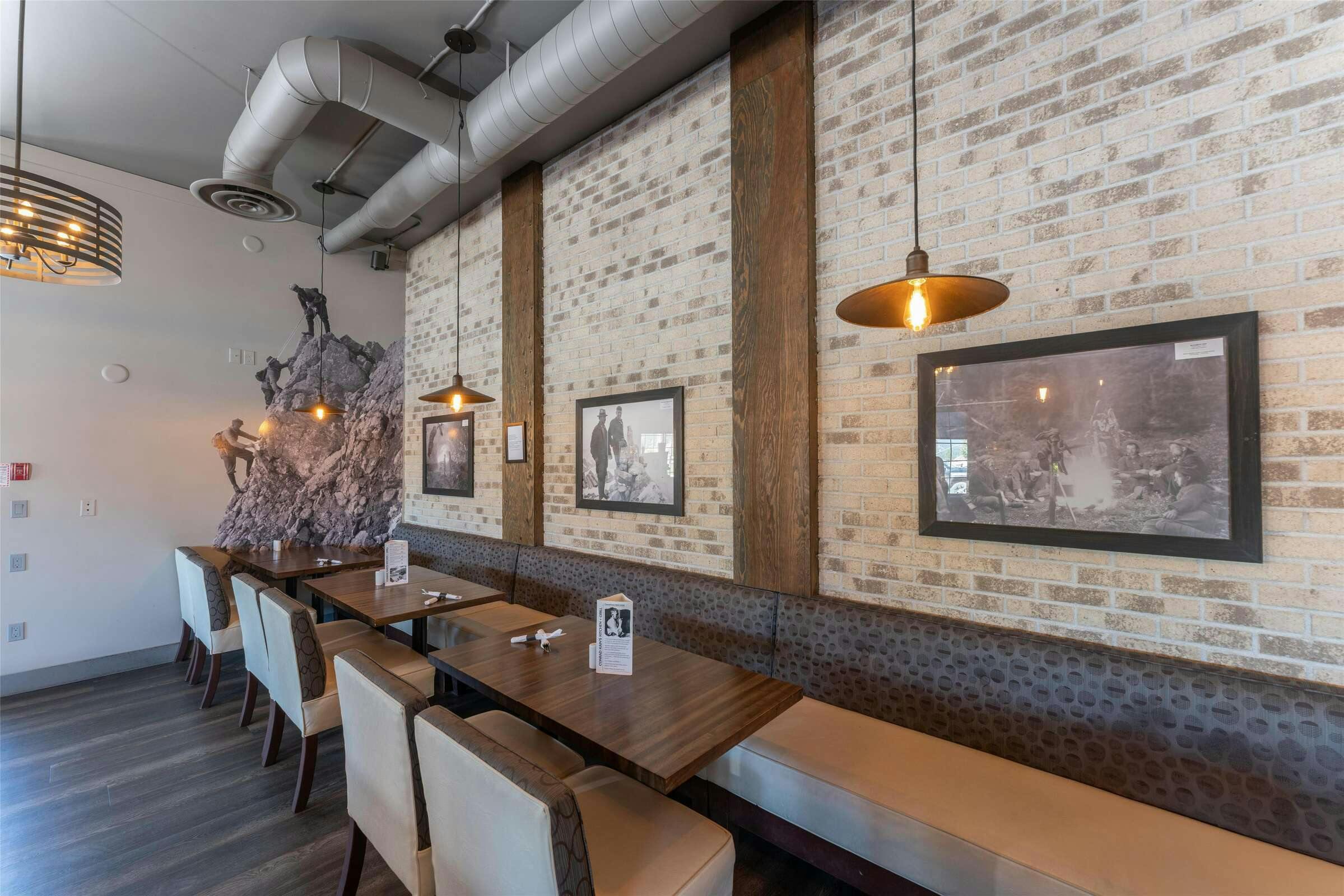 Hotel Prestige Radium Hot Springs Resort, Bw Premier Collection photo 5