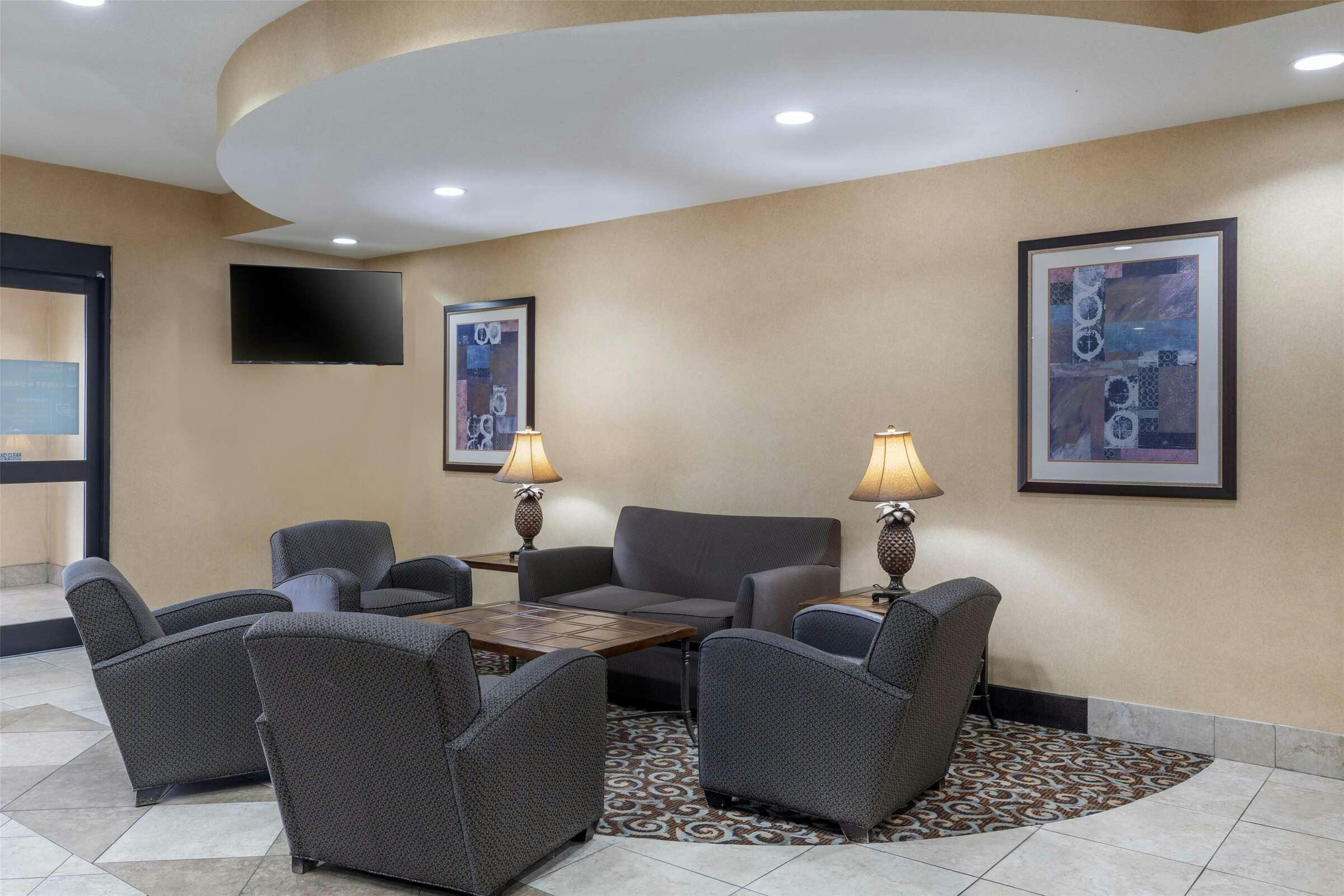 Hotel Best Western Bastrop Pines Inn photo 2