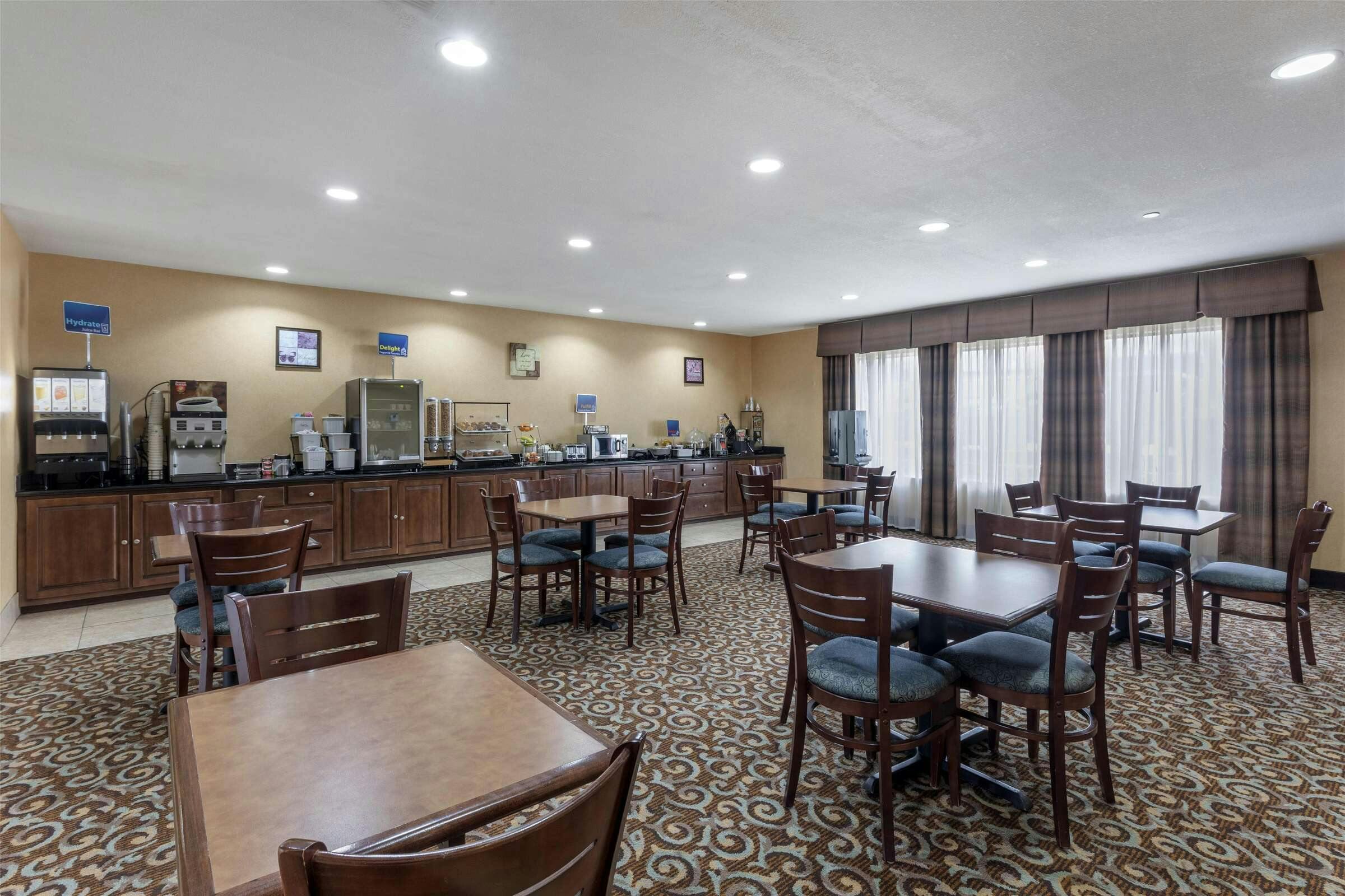 Hotel Best Western Bastrop Pines Inn photo 3
