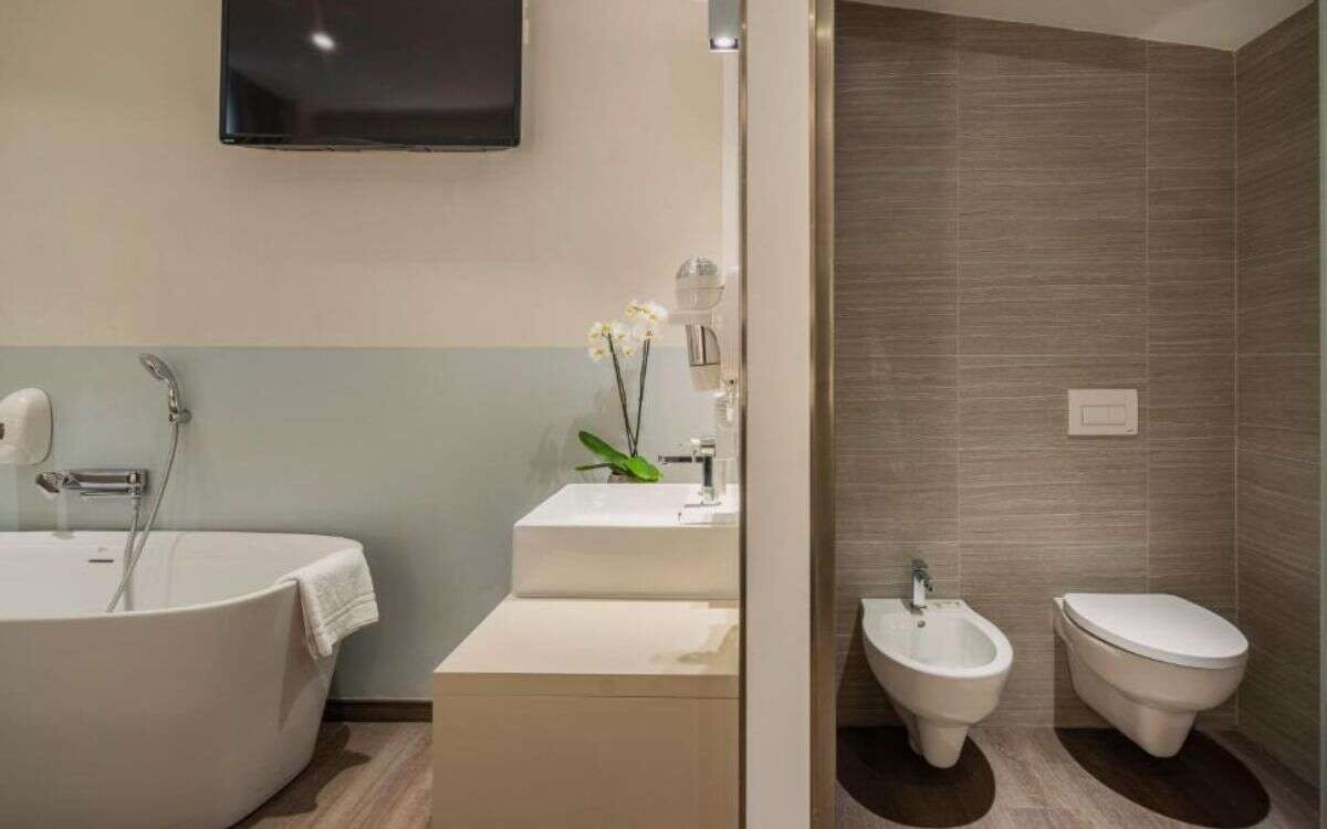 Hotel Fasthotel Linate photo 3