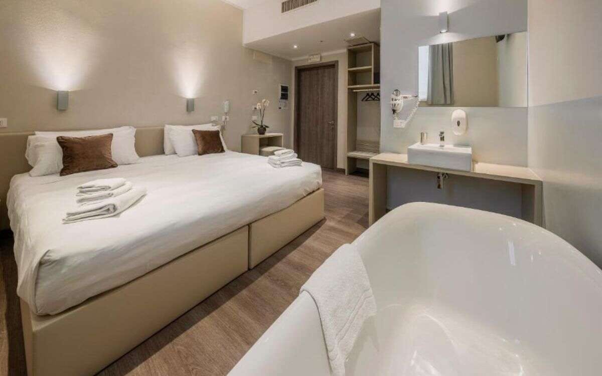 Hotel Fasthotel Linate photo 2