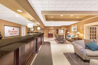 Hotel Ramada Midtown Grand Island photo 1