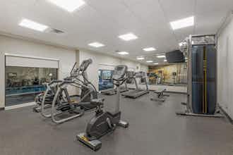 Hotel Best Western Plus Elizabethtown Inn & Suites photo 5