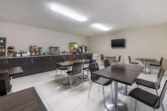 Hotel Sure Stay Hotel By Best Western Kemptville photo 5