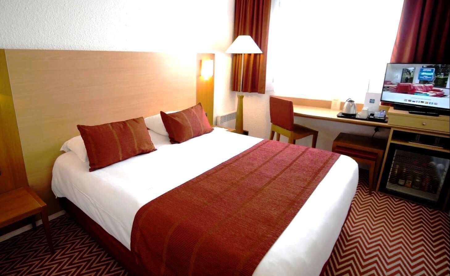 Hotel HOTEL FOREST HILL PARIS MEUDON-VELIZY photo 2