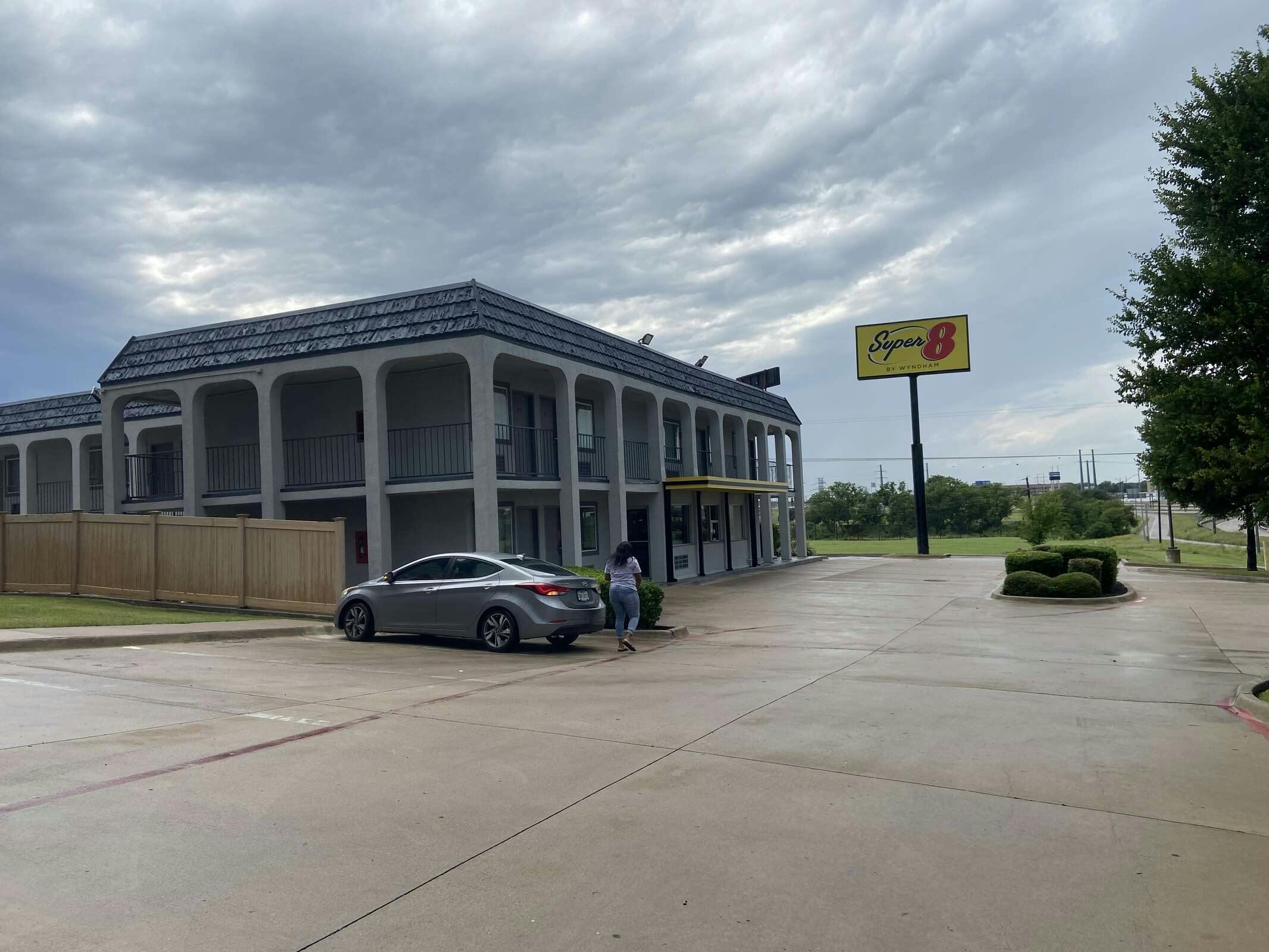 Hotel Super 8 Fort Worth West photo 1