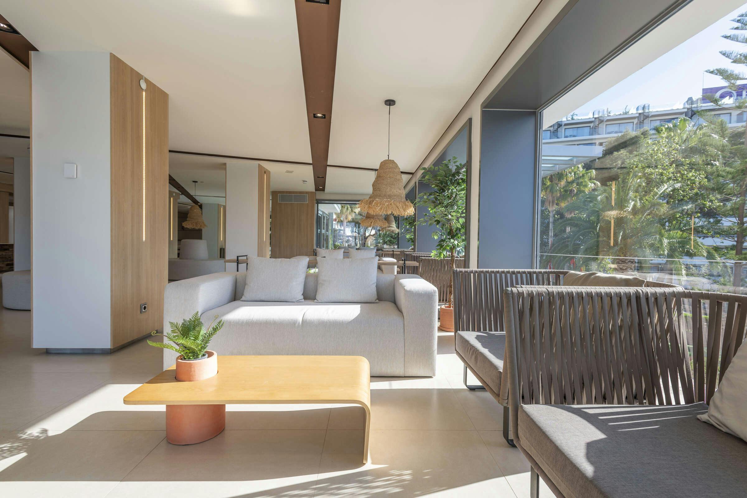 Hotel Alua Hawaii Mallorca & Suites photo 3