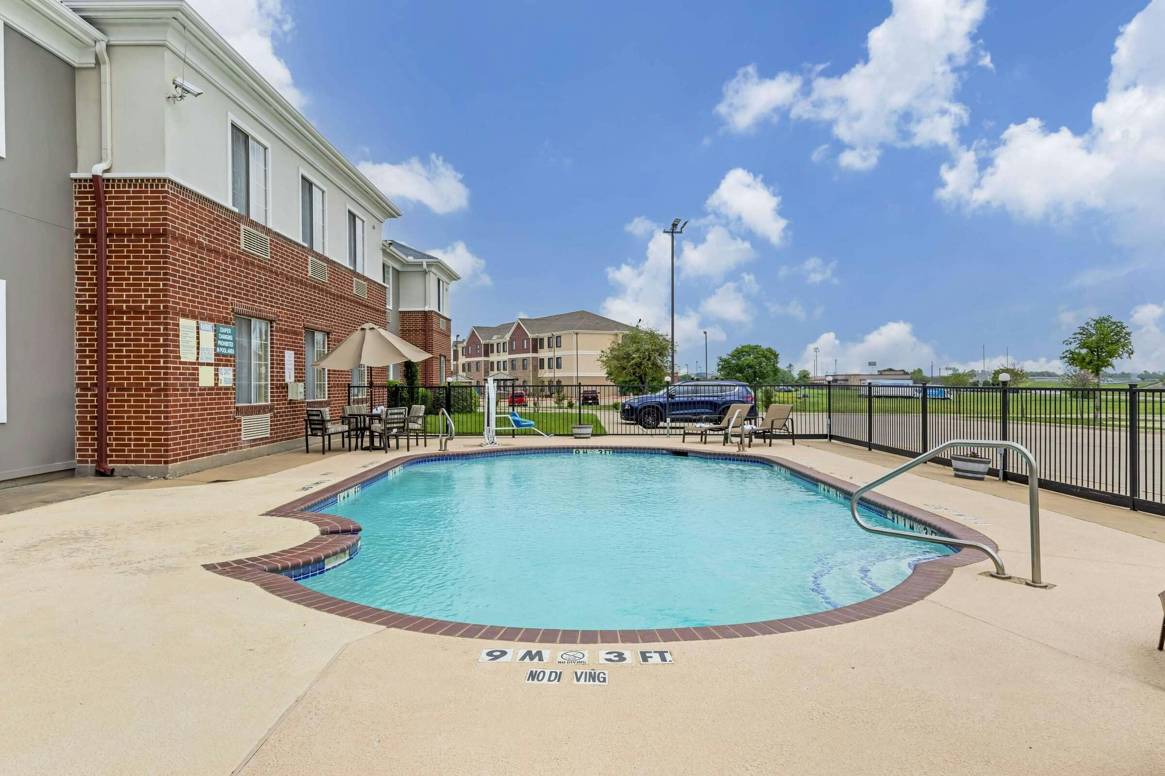 Hotel Best Western Fort Worth Inn & Suites photo 4