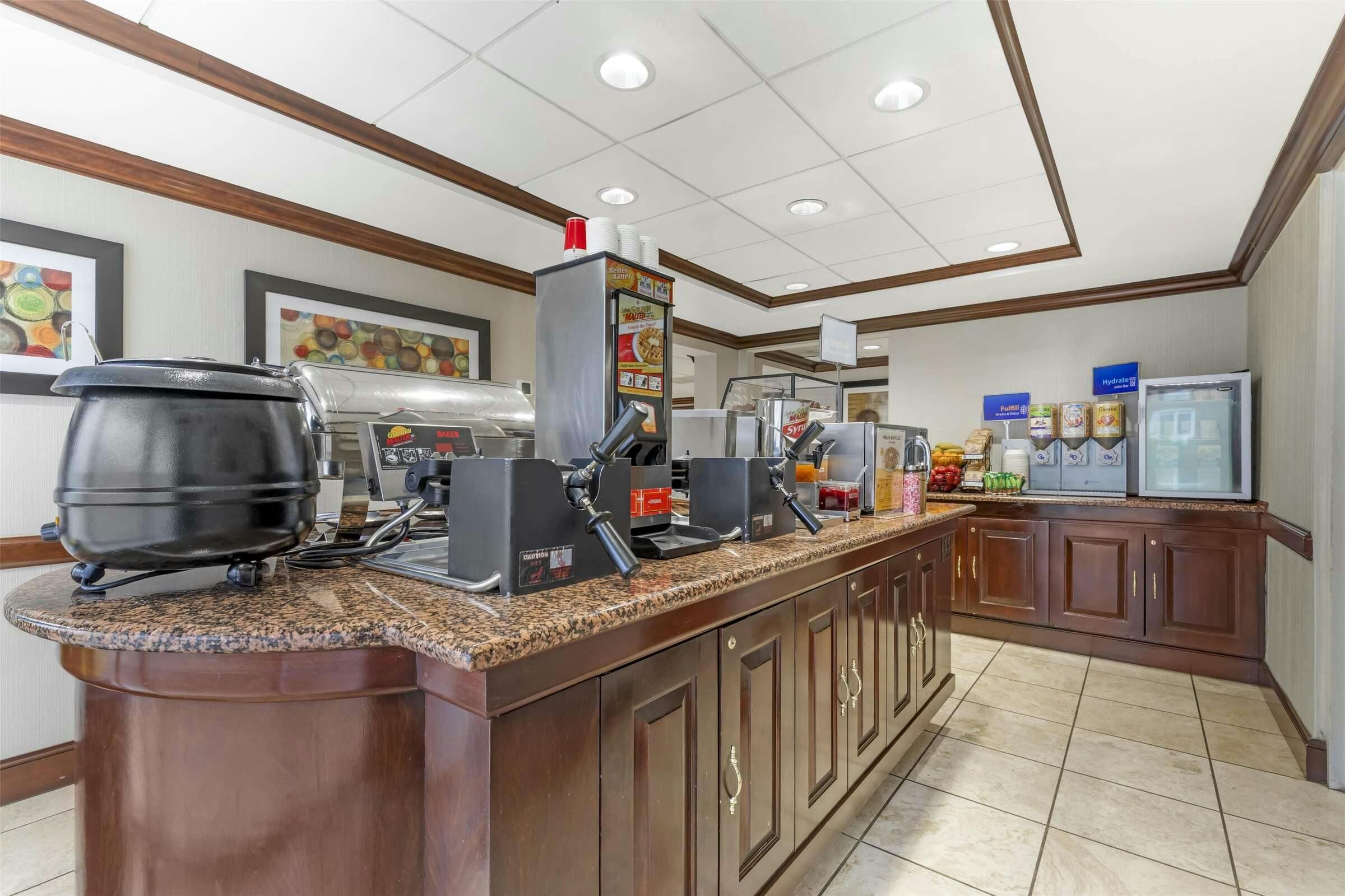 Hotel Best Western Dulles Airport Inn photo 3