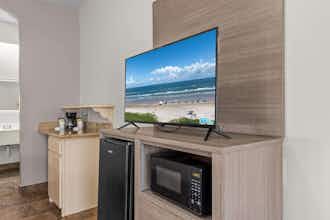 Hotel Ramada by Wyndham & Suites South Padre Island photo 5