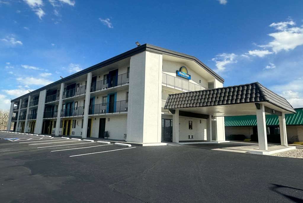 Days Inn by Wyndham Farmington NM