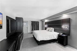 Hotel Baymont San Antonio Lackland photo 1
