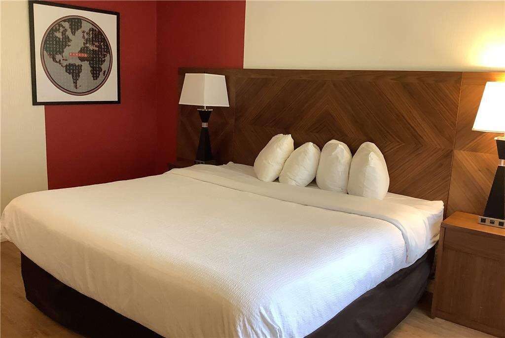 Hotel Ramada Arnprior photo 2