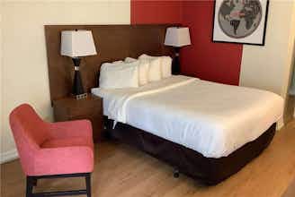 Hotel Ramada Arnprior photo 1