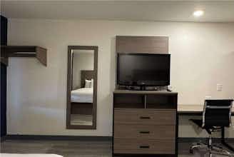 Hotel Baymont Dickinson photo 4