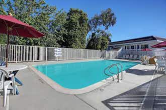 Hotel Super 8 Livermore photo 1
