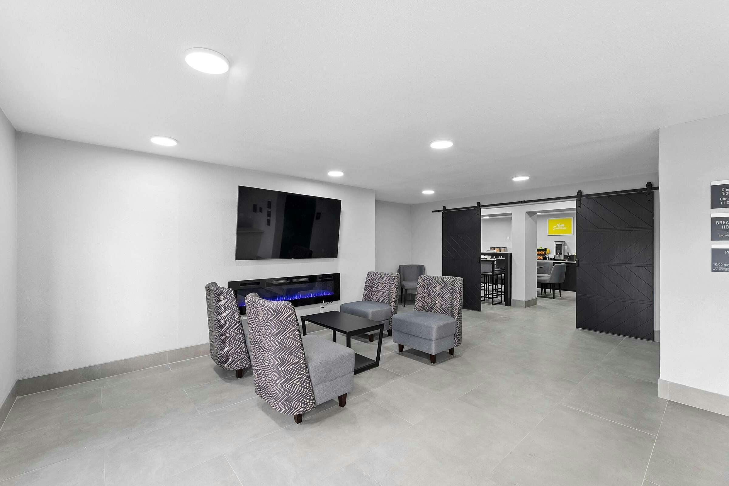 Hotel Baymont San Antonio Lackland photo 4