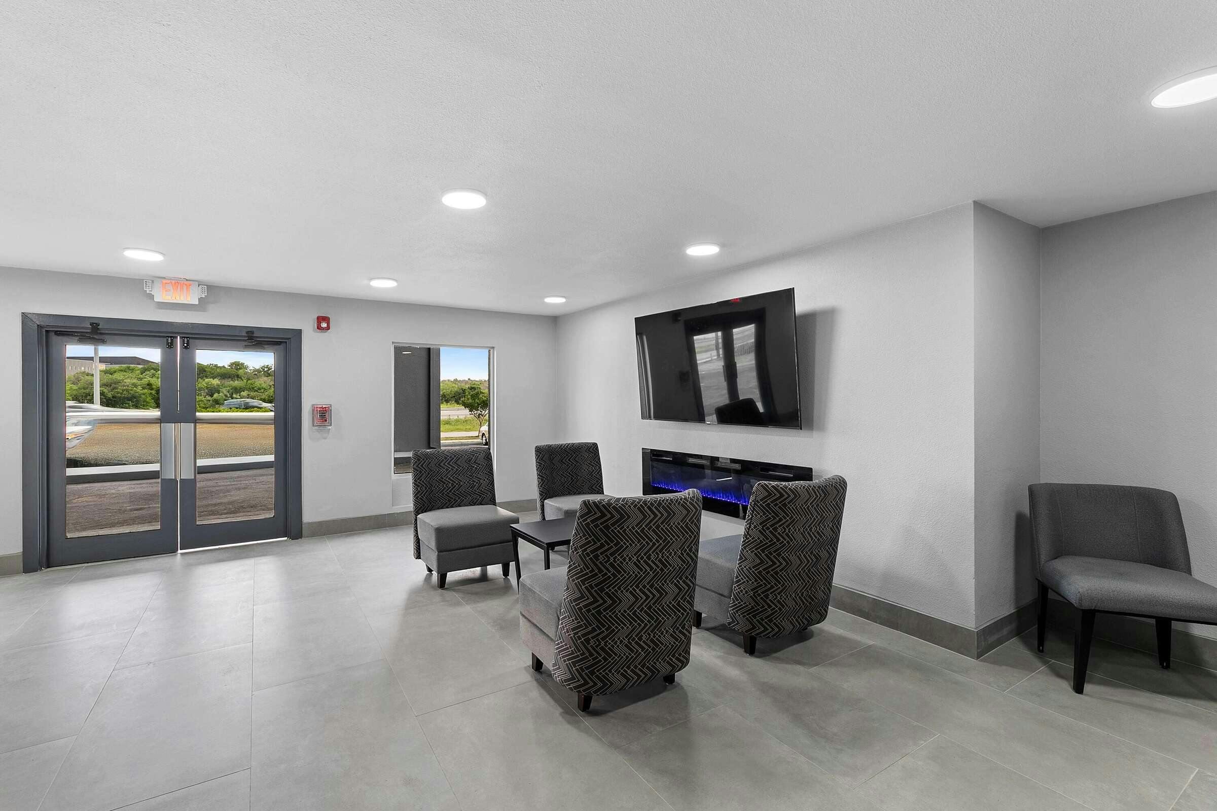 Hotel Baymont San Antonio Lackland photo 5