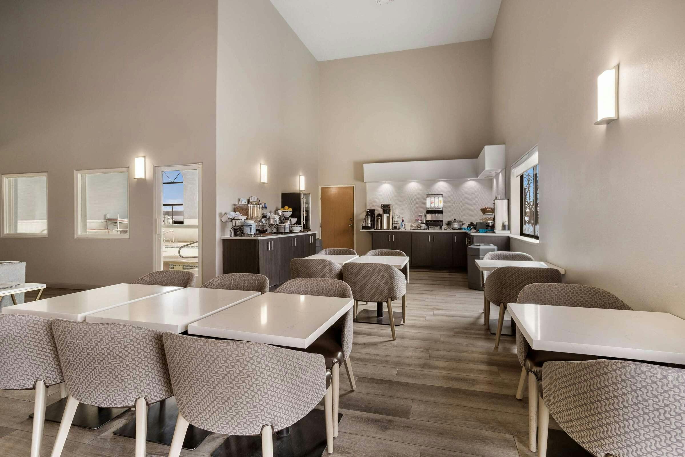 Hotel Sure Stay Hotel By Best Western Grants photo 5