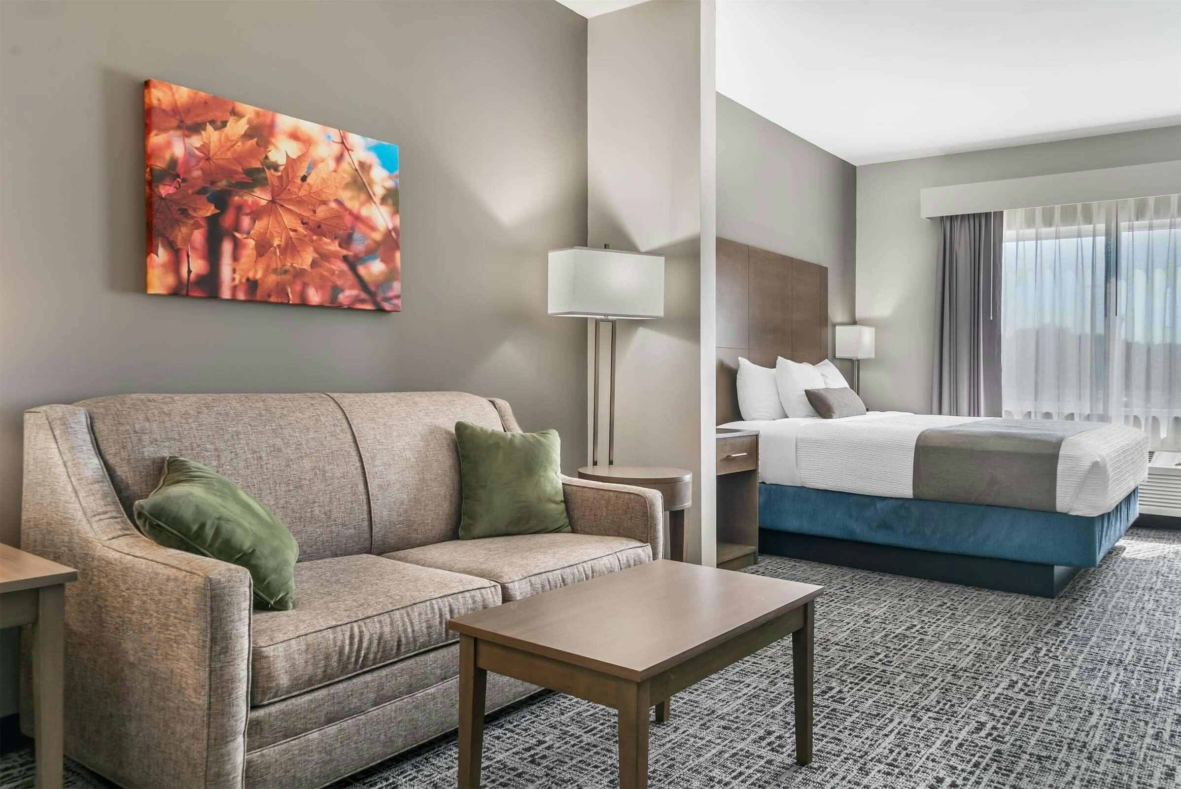 Hotel Best Western Plus Wayland Hotel photo 1