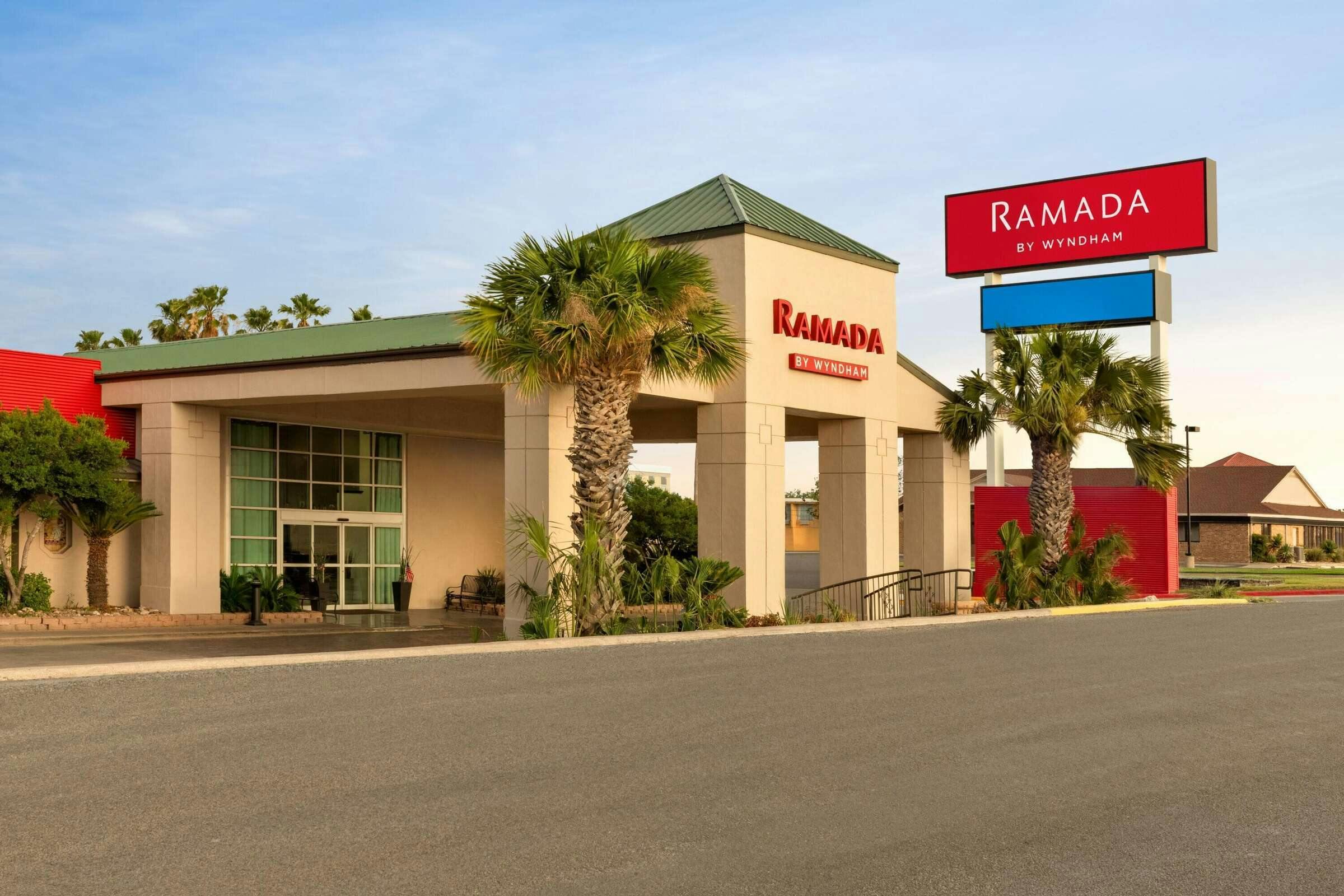 Hotel Ramada by Wyndham Del Rio photo 1