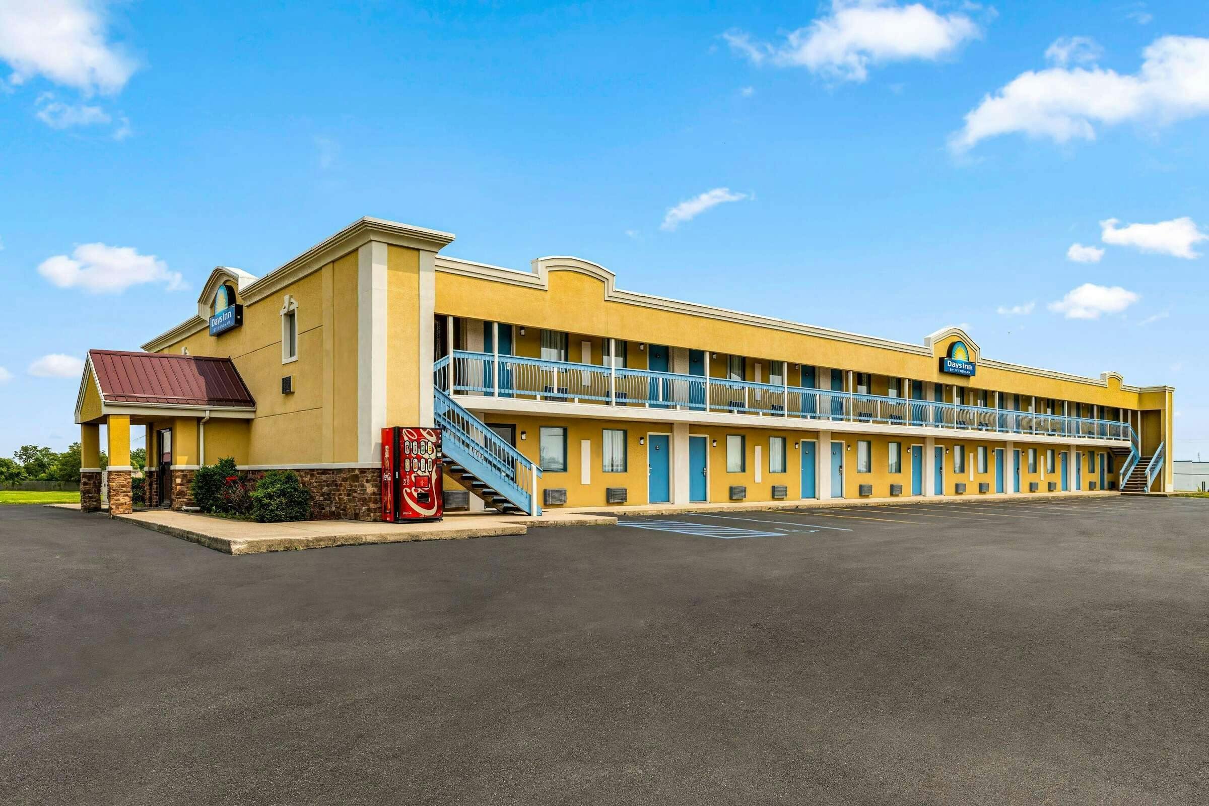 Days Inn by Wyndham Fort Wayne