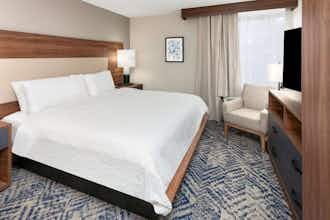 Hotel Candlewood Suites Columbus North photo 3