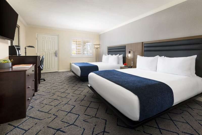 Hotel Scottsdale Plaza Resort photo 3