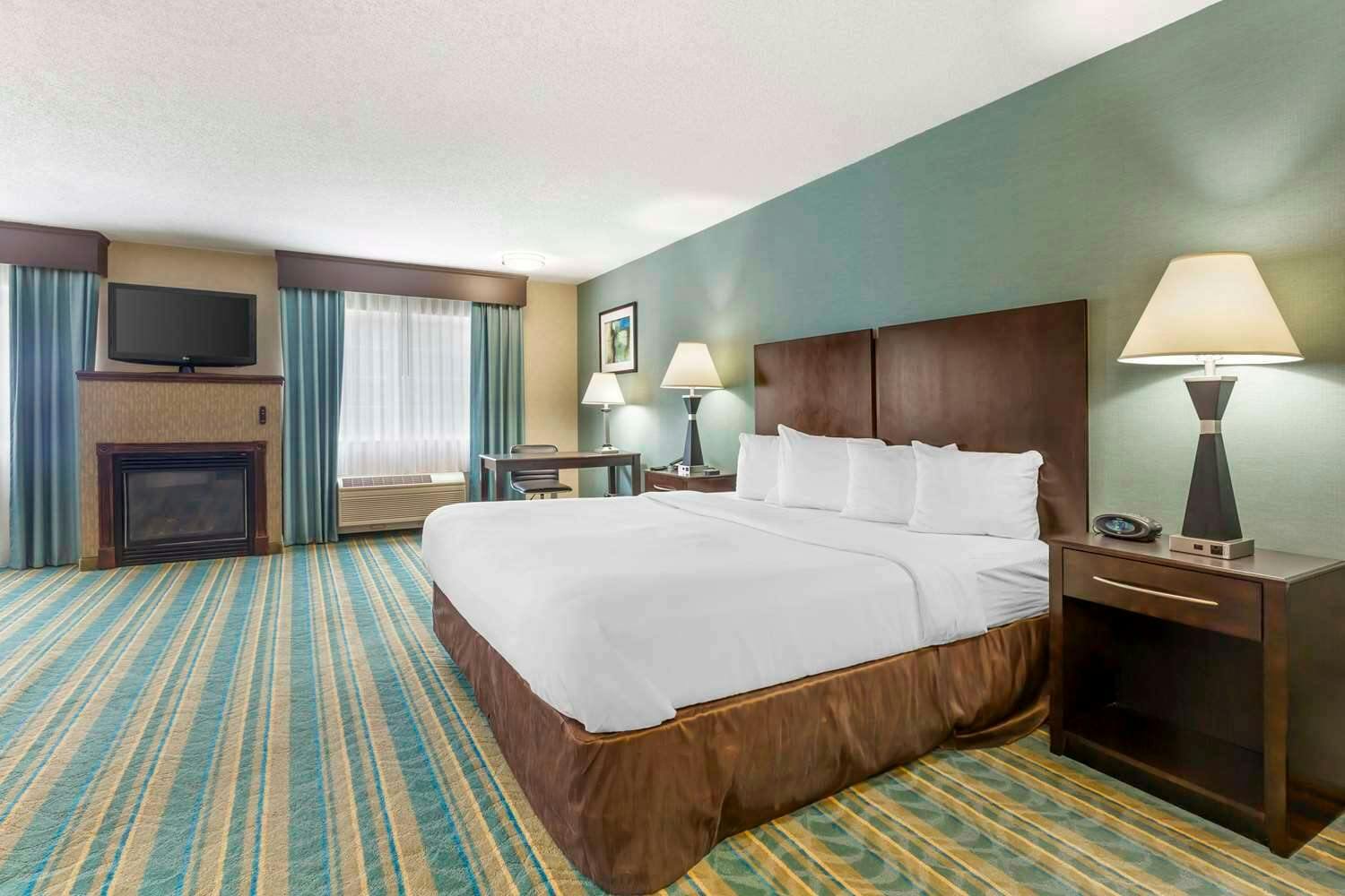 Hotel Best Western Plus Berkshire Hills Inn & Suites photo 1