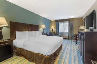 Hotel Best Western Plus Berkshire Hills Inn & Suites photo 5