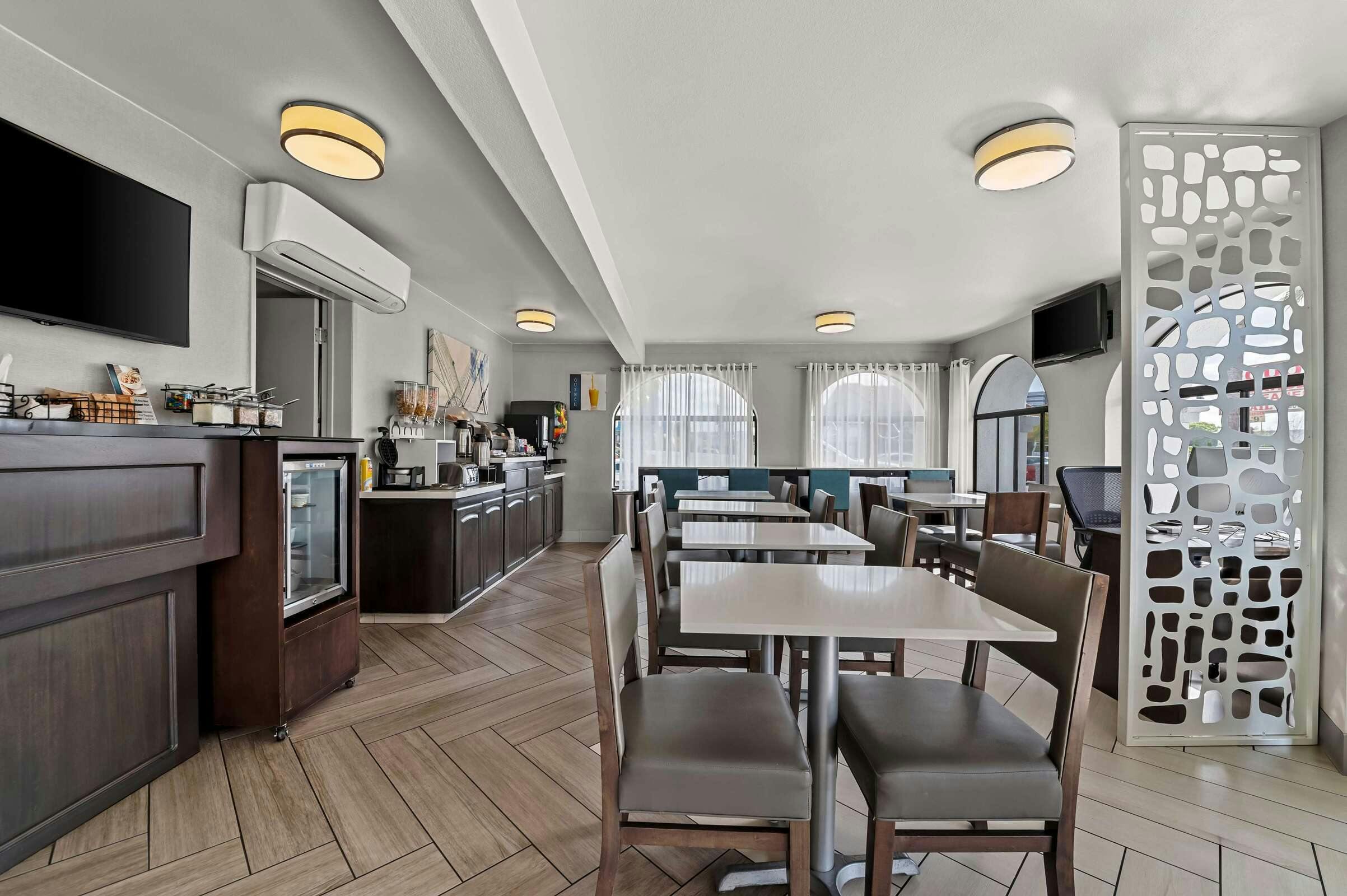 Hotel Best Western Los Alamitos Inn & Suites photo 3